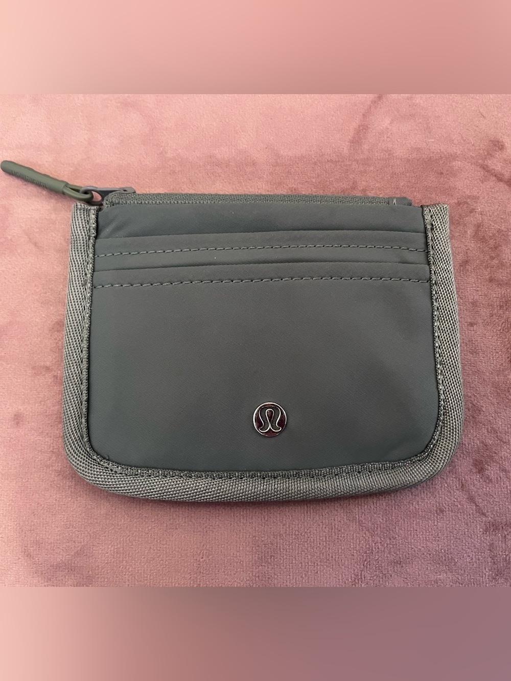 Lululemon Everywhere Belt Bag 2L & True Identity Card Case Bundle - Picture 8 of 15